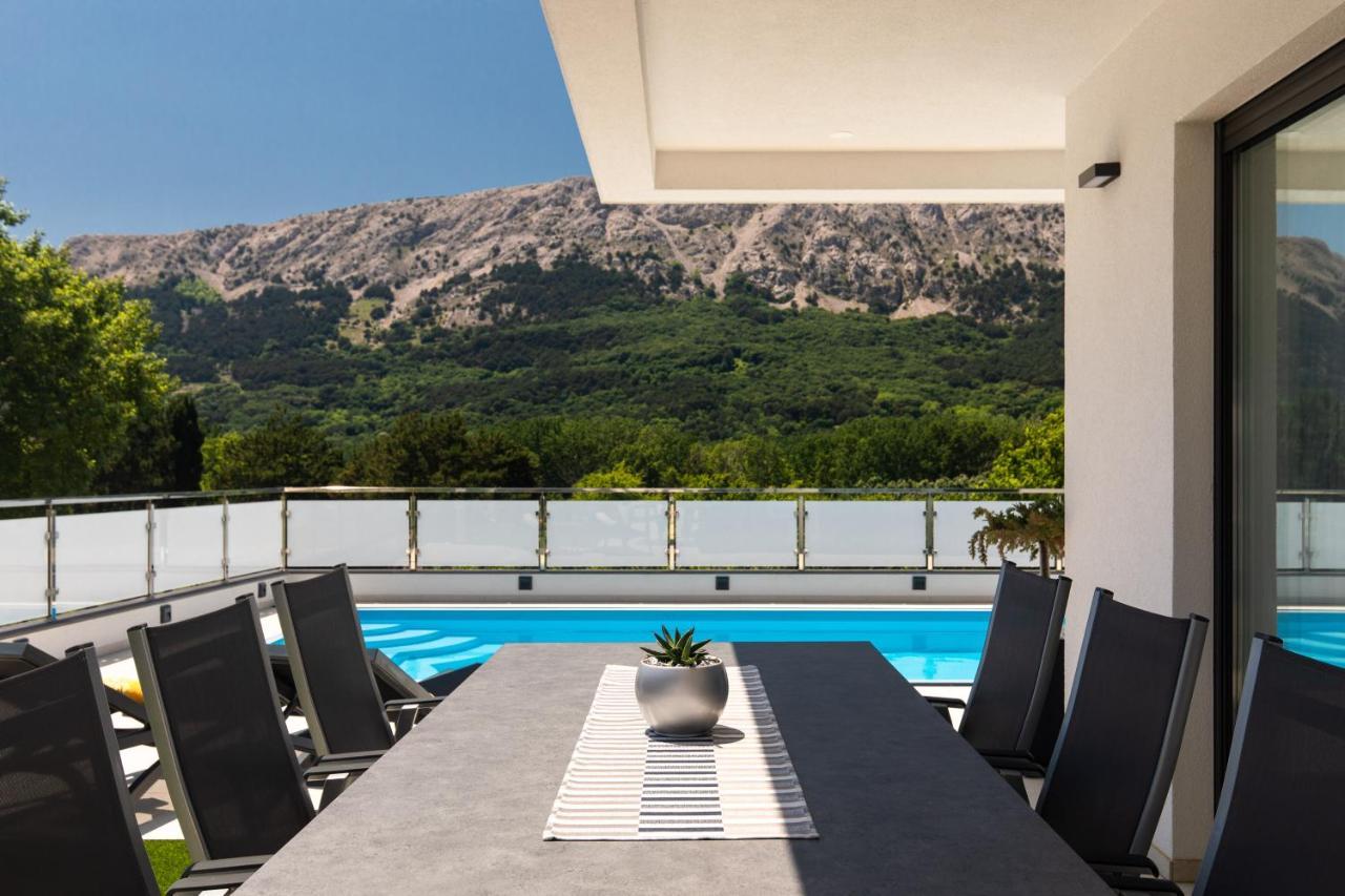Villa Supernus With Heated Pool Baška Exterior foto